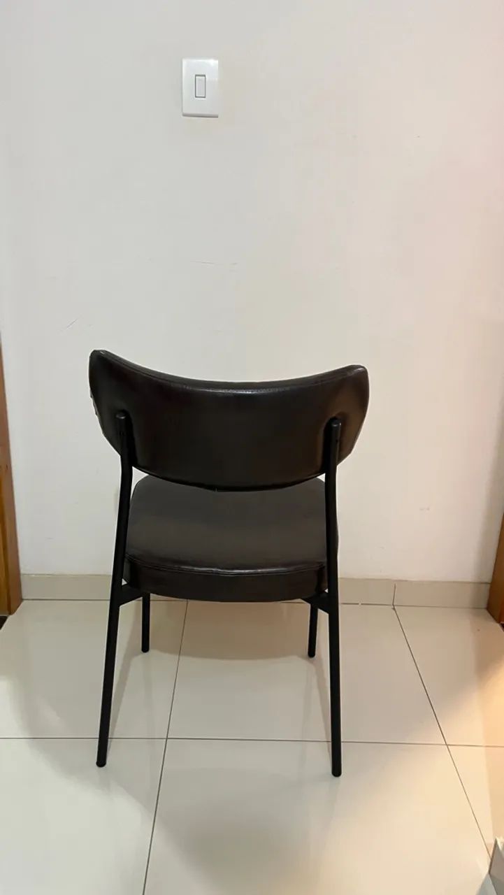 Cadeira em Courino