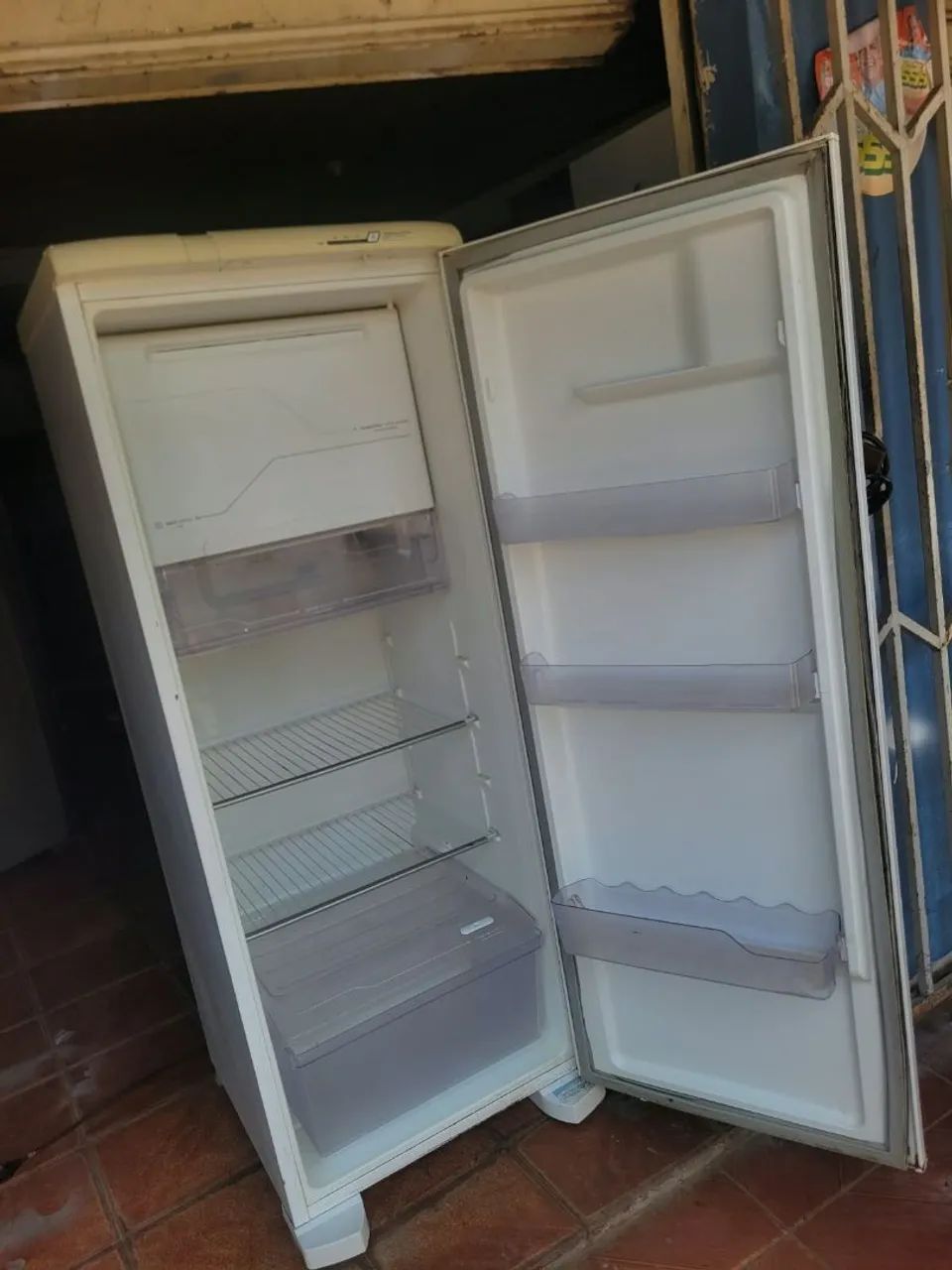 Geladeira Frost free - Electrolux  - Foto 3