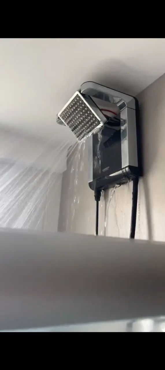 Eletricista, serviços de concerto.