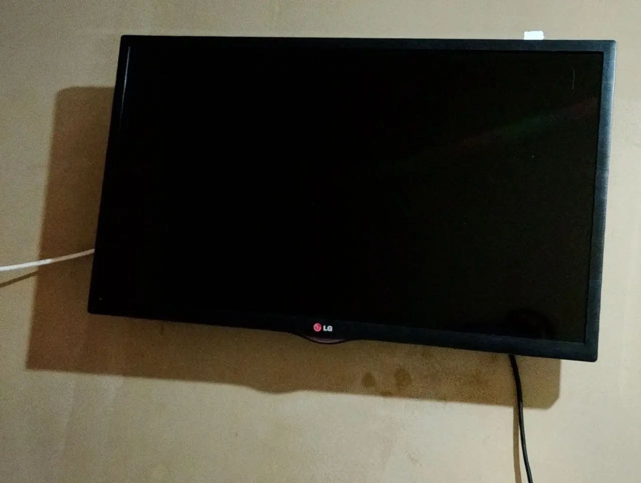 Tv 32 polegadas para retirada de peças 