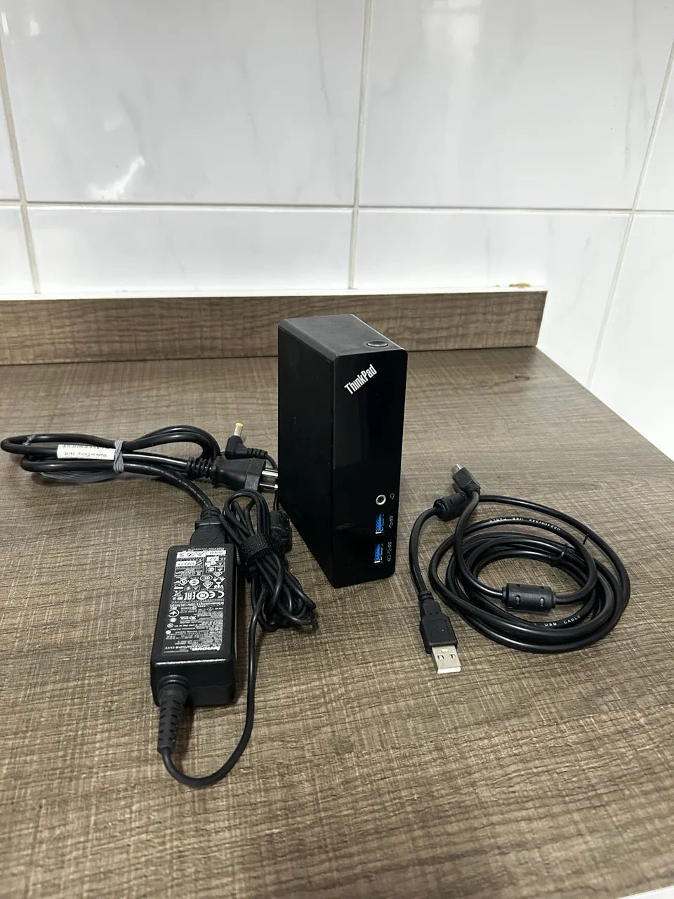 Dock Station Lenovo ThinkPad Basic USB 3.0 Original - DL3700-ESS