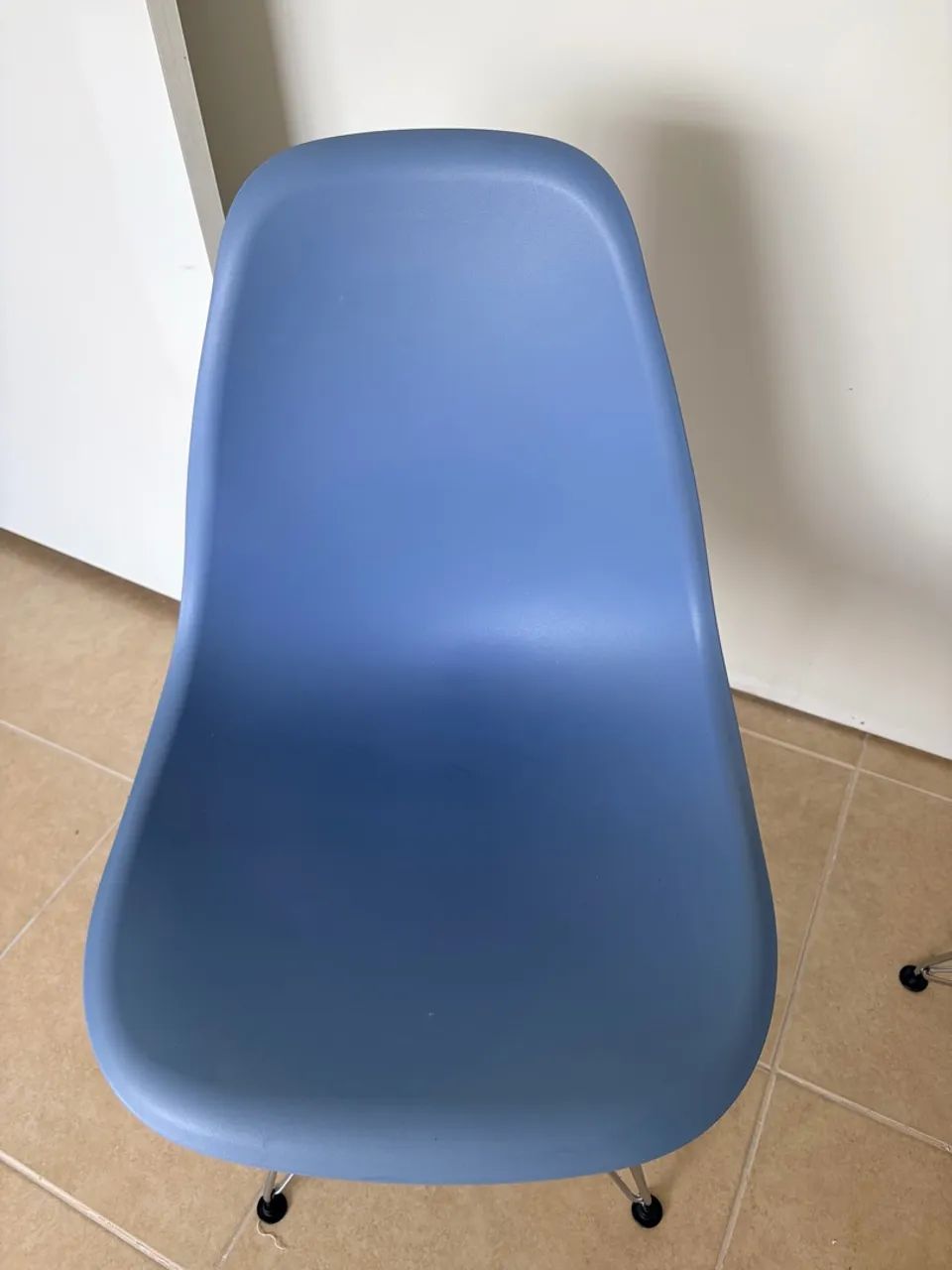 Cadeira Charles Eames Eiffel DSR azul  - Foto 3