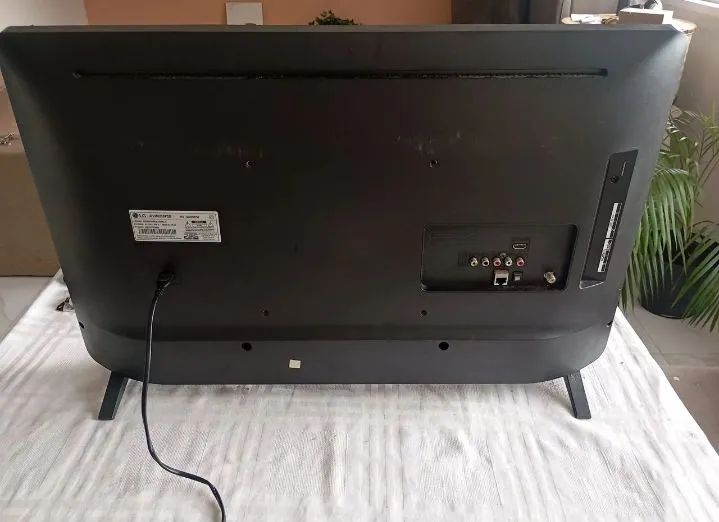 Tv 32 LG Smart seminova  - Foto 4