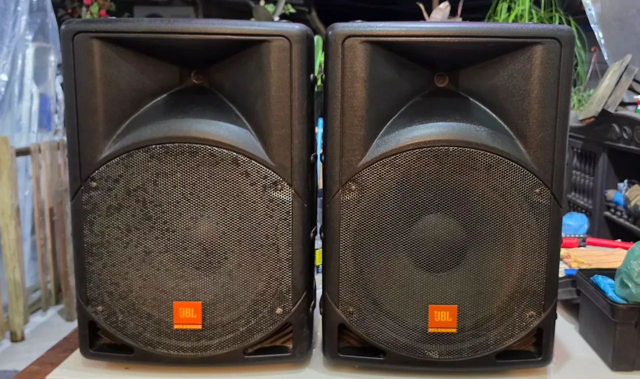 Par caixa JBL SPM-1503A e SPM-1503