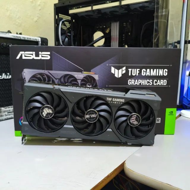placa de vídeo ASUS RTX 4070 SUPER