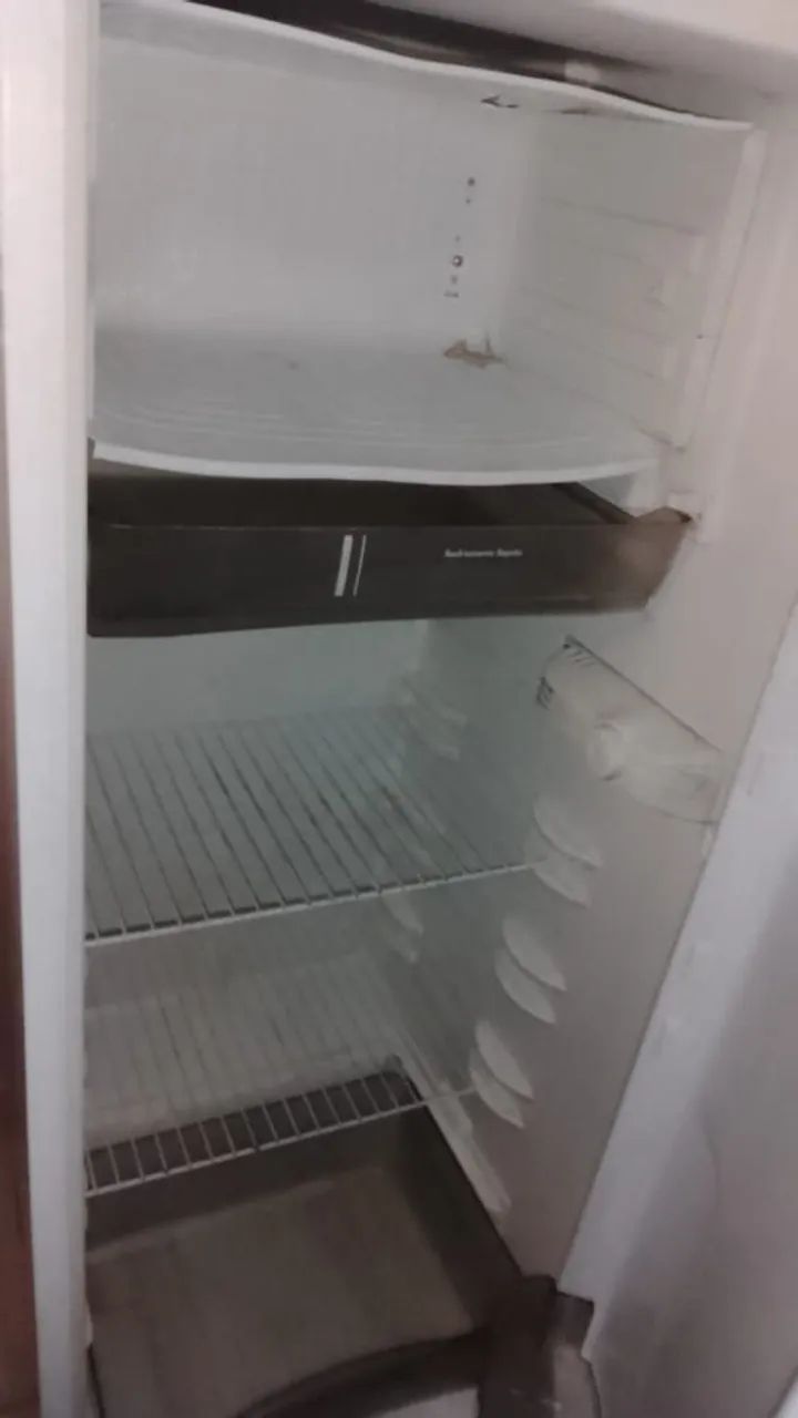 Refrigerador Esmaltec  - Foto 2