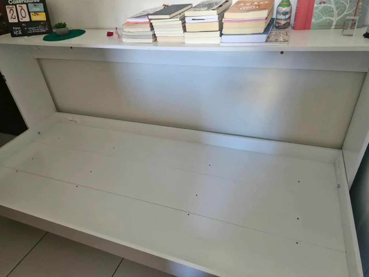 Cama articulada/escrivaninha