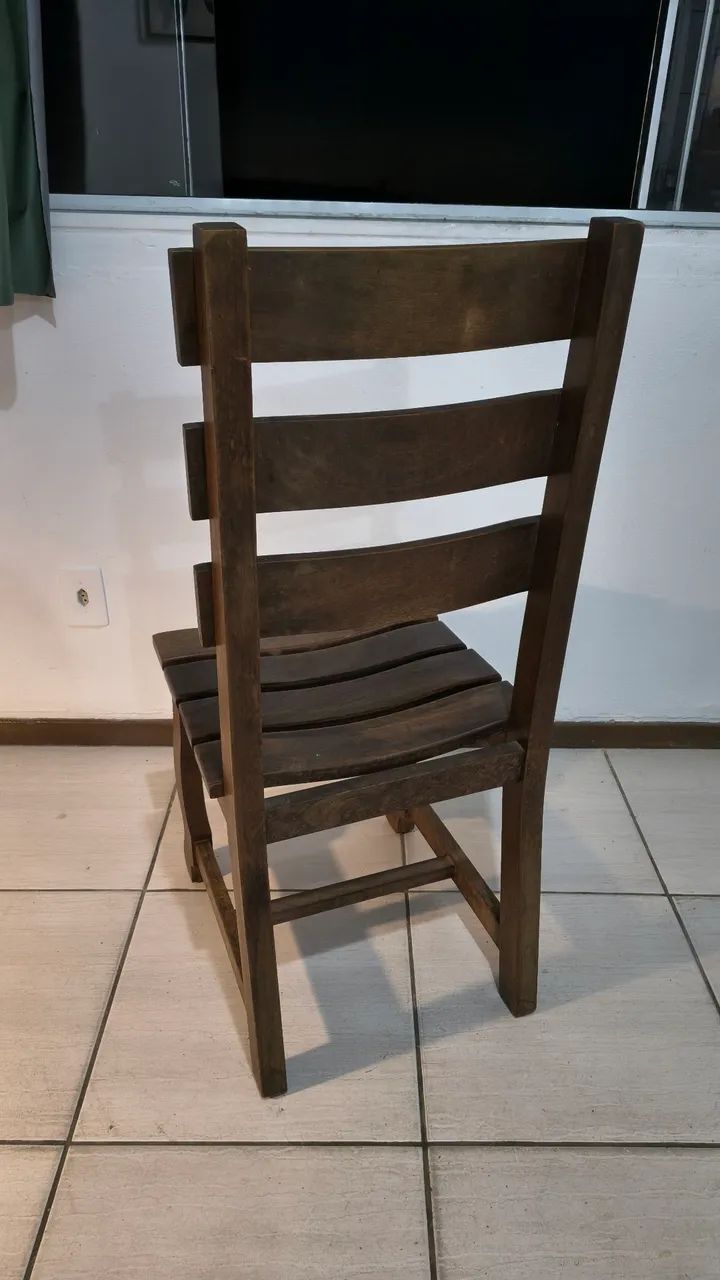 Cadeira de madeira de qualidade - antiguidade - Foto 2