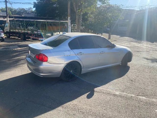 BMW 320I A 2010 - Foto 3