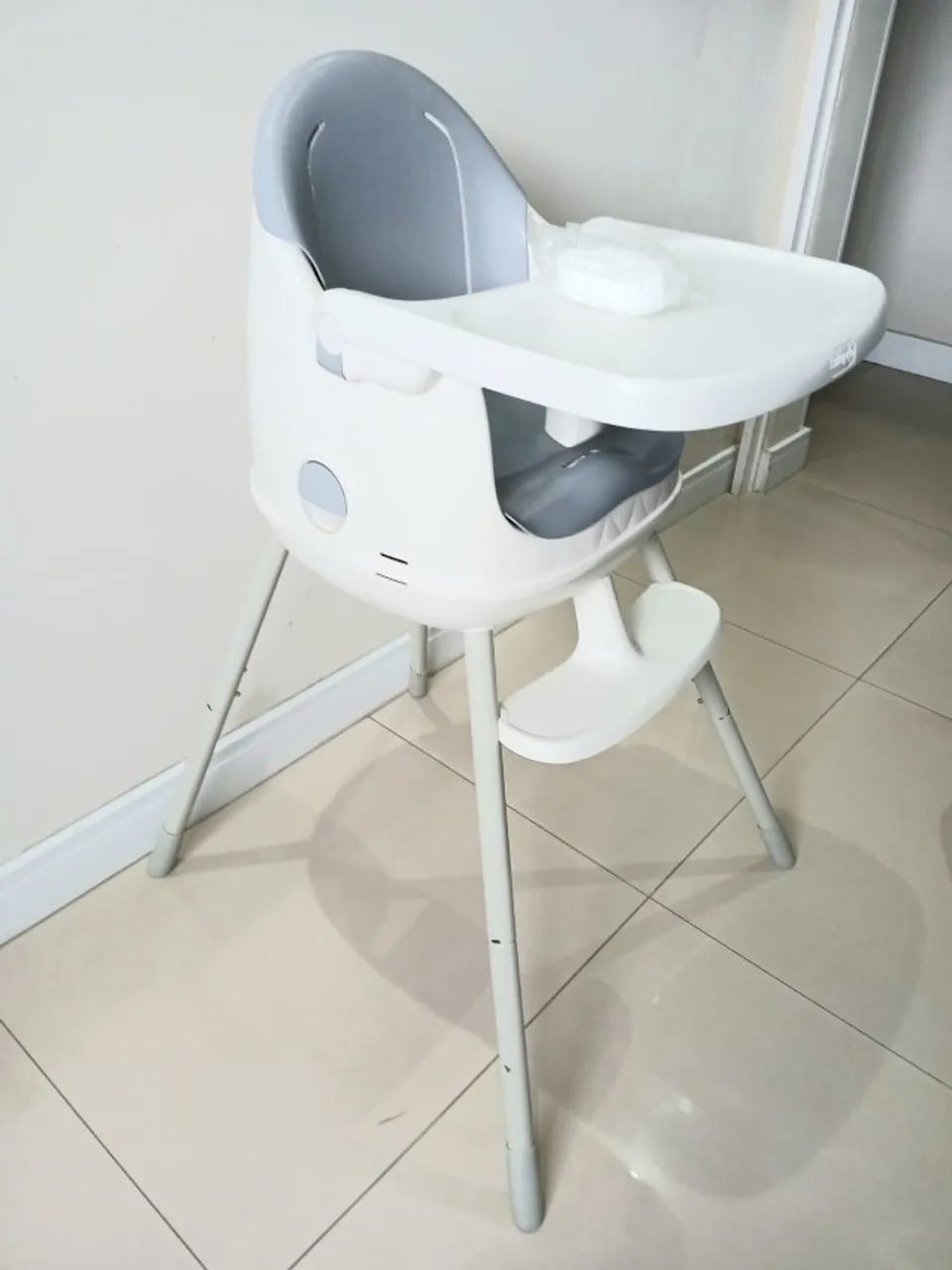 Cadeira de Alimentação Safety 1st Branca e Cinza  - Foto 4