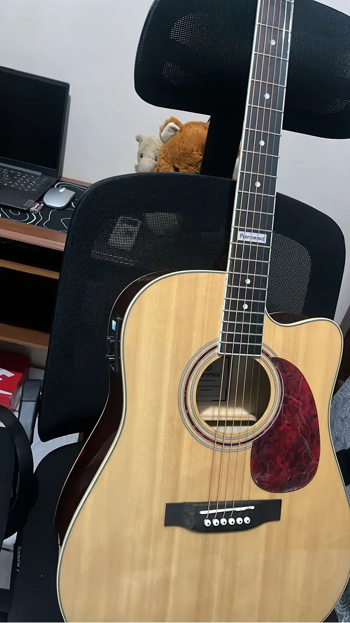 Violão eletroacústico Giannini 