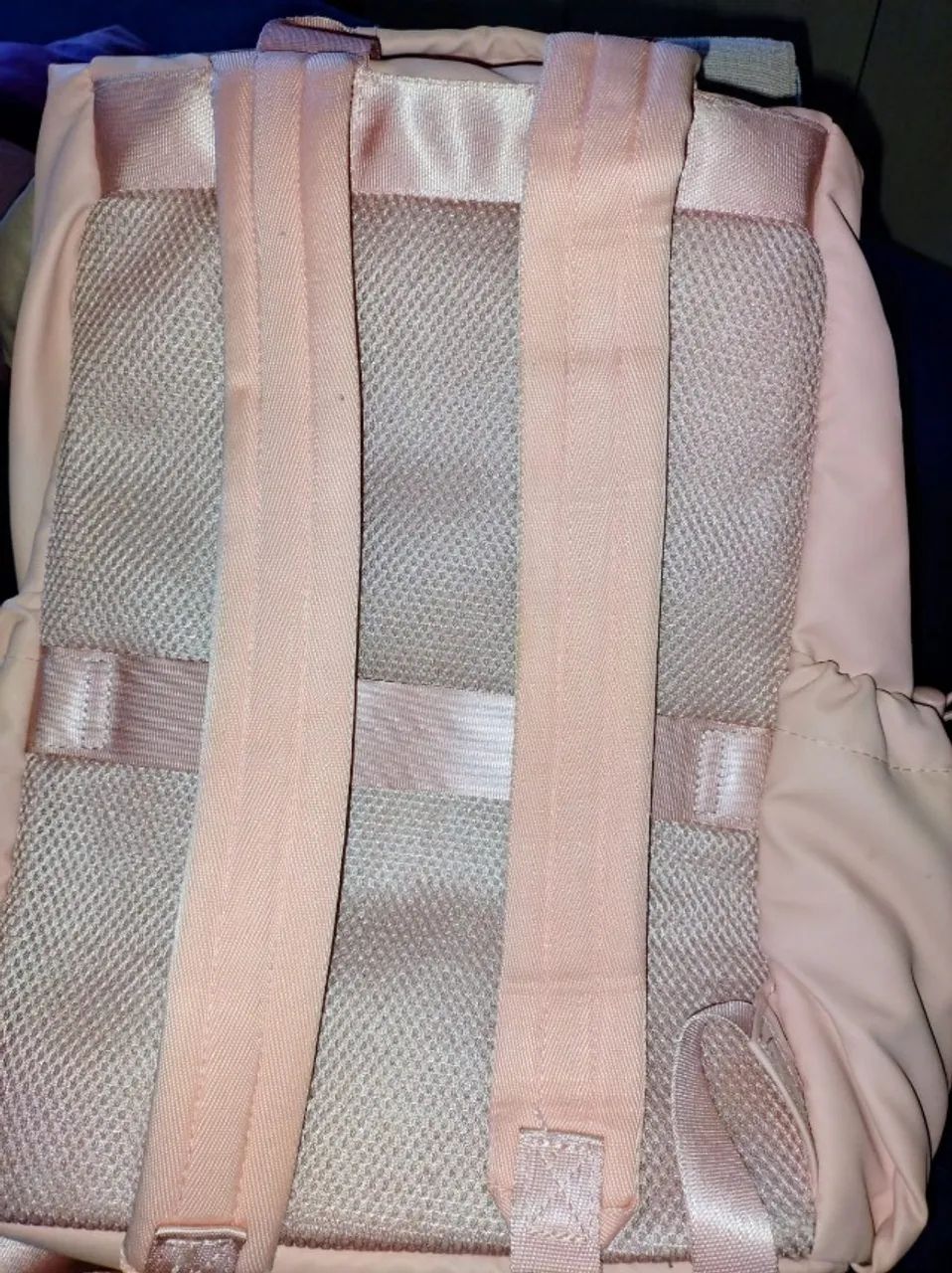 mochila feminina rosa emborrachada - Foto 3