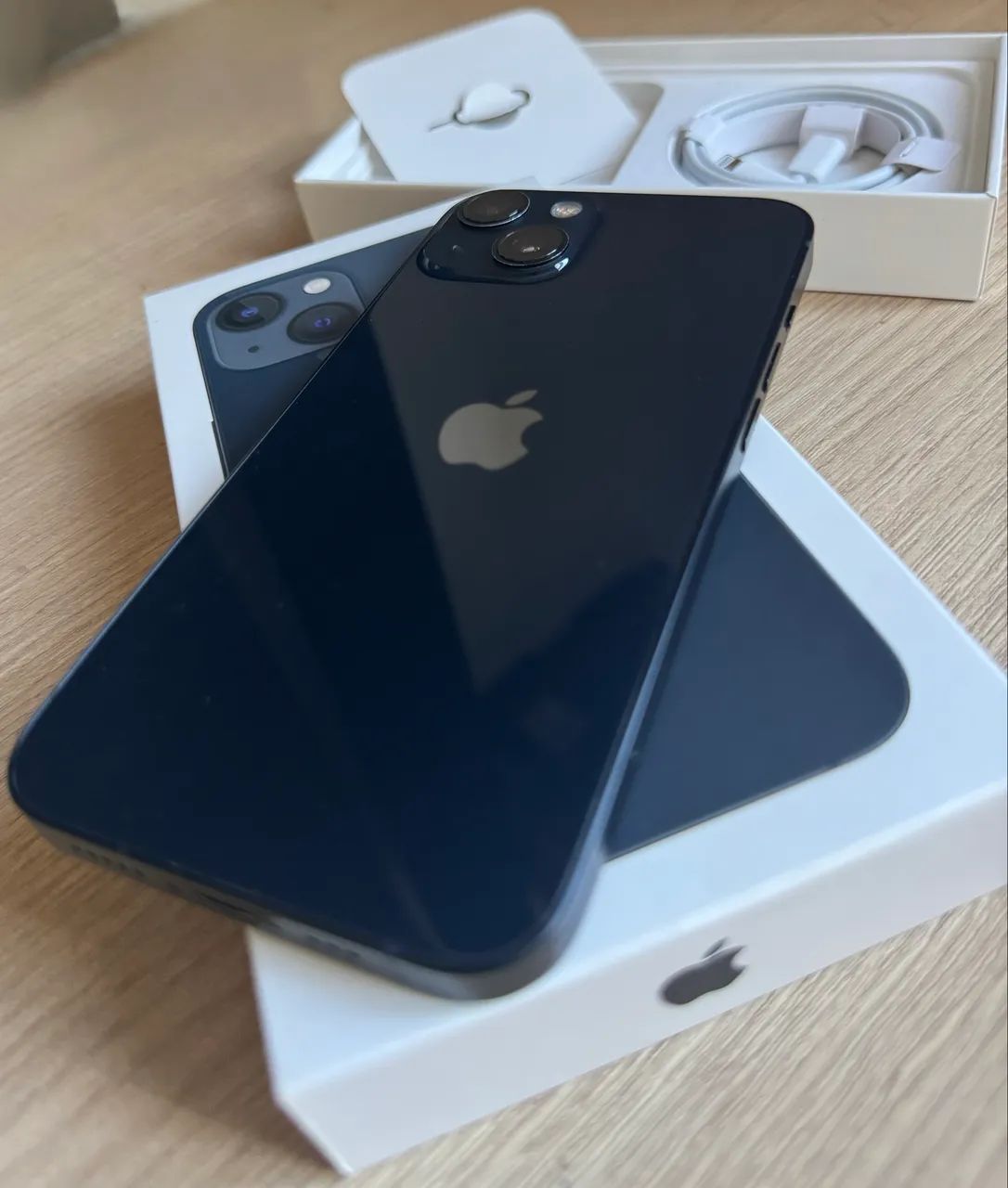 iPhone 13 256GB Completo na caixa - Celulares e Smartphones - Área