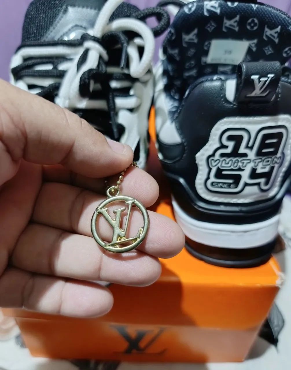 Tênis Louis Vuitton importado n: 39 - Foto 5