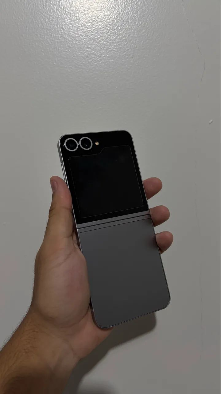 Samsung Galaxy Z Flip 6 256GB - Impecável, 6 meses de uso