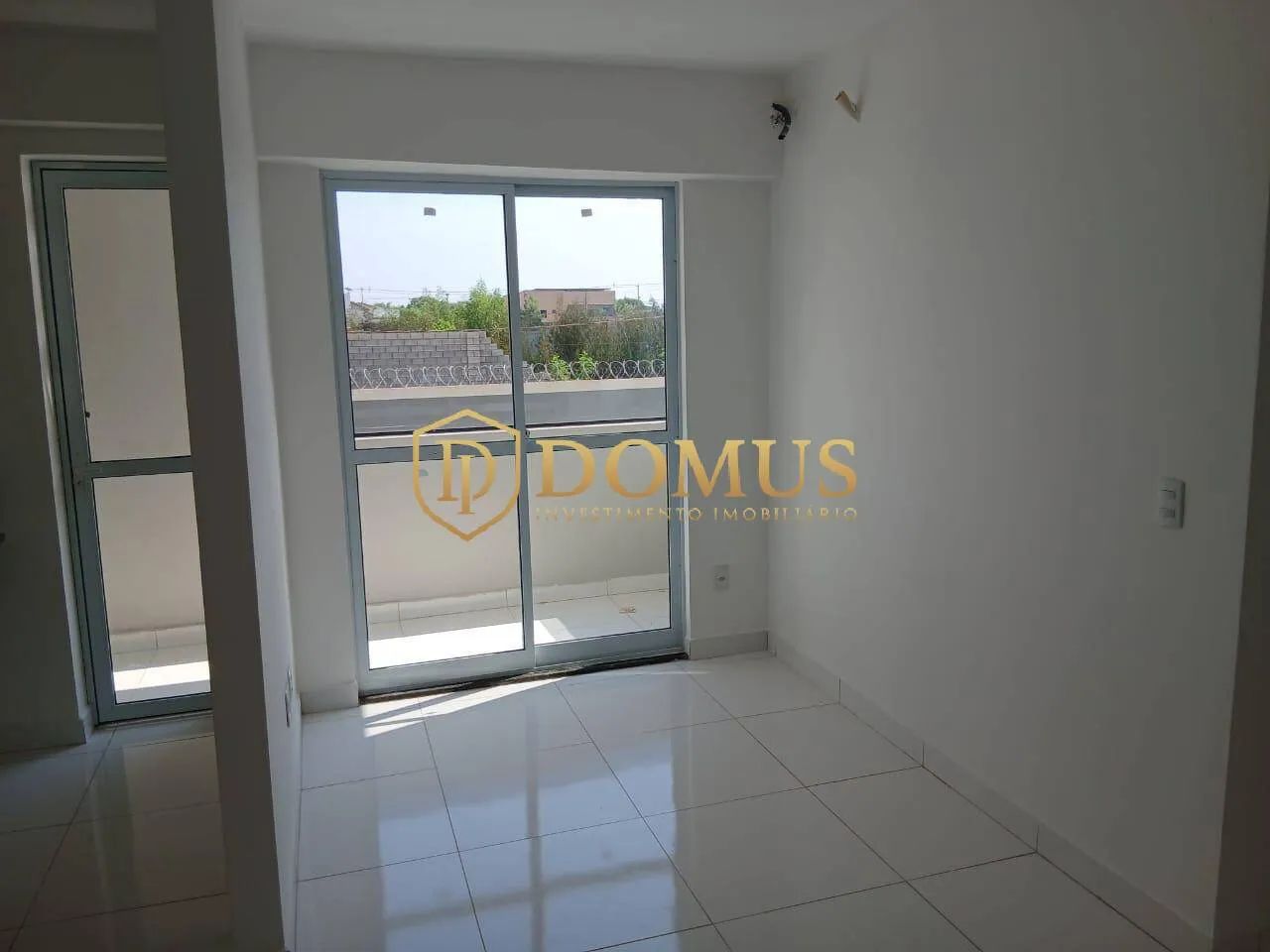 APARTAMENTO À VENDA - CONDOMINÍO MOA