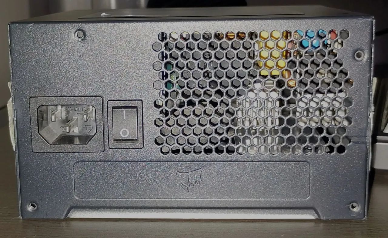 Corsair 650w CV650 - Foto 4