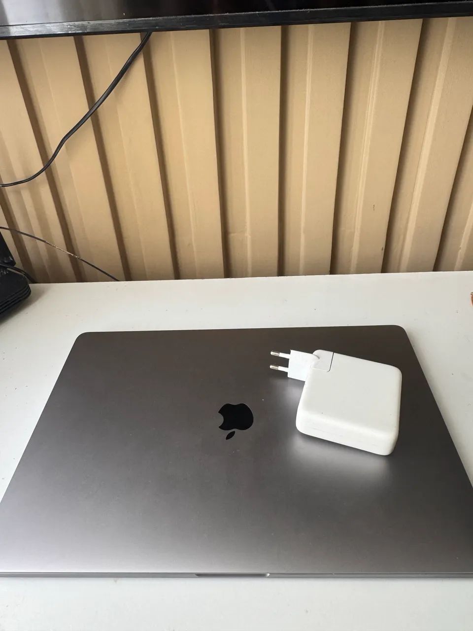 MacBook Pro 2019 512gb 16 Polegadas 16gbram PARA RETIRADA DE PEÇAS   - Foto 2