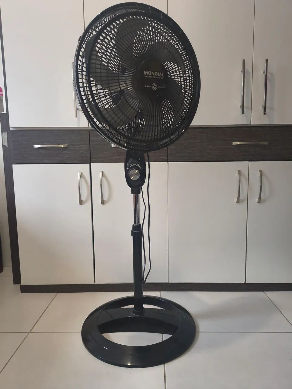 Ventilador de Coluna Mondial