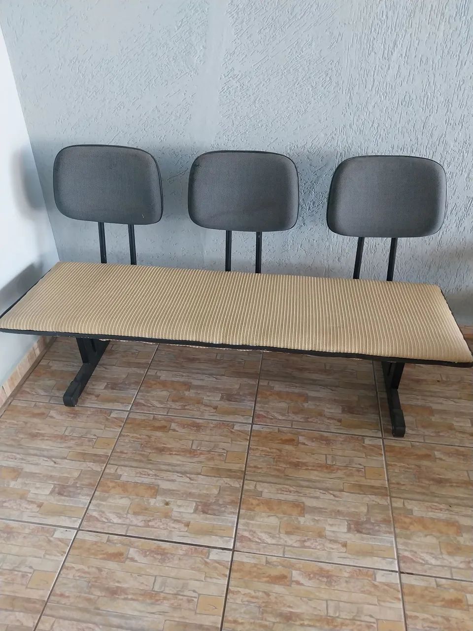 Vendo banco em ótimo estado. - Foto 2