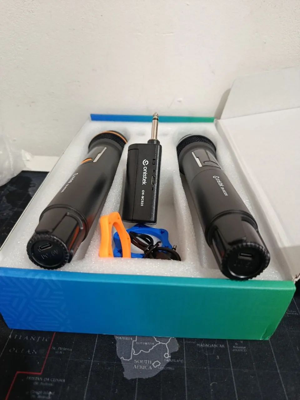 Microfone profissional duplo sem fio recarregável / SUPER PROMOÇÃO  - Foto 2