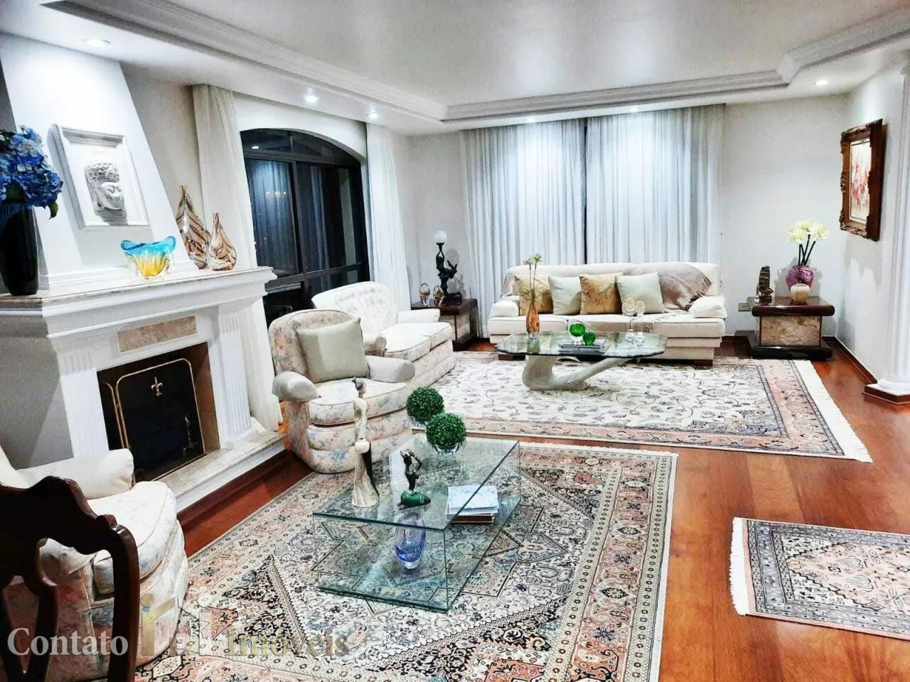 Apartamento para venda com 220m², Moema - SP