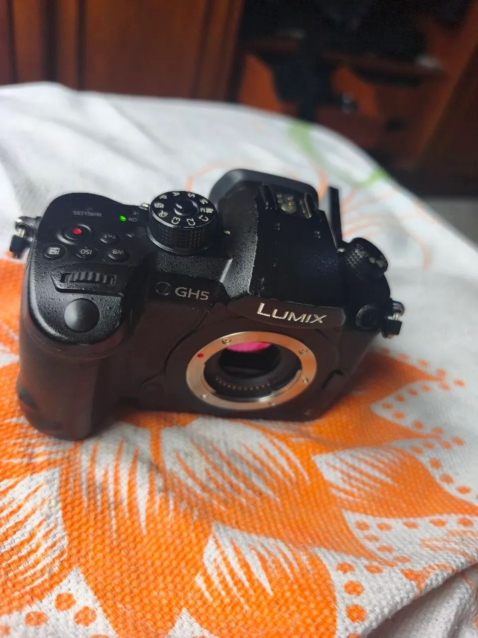 Câmera Panasonic gh5  - Foto 2