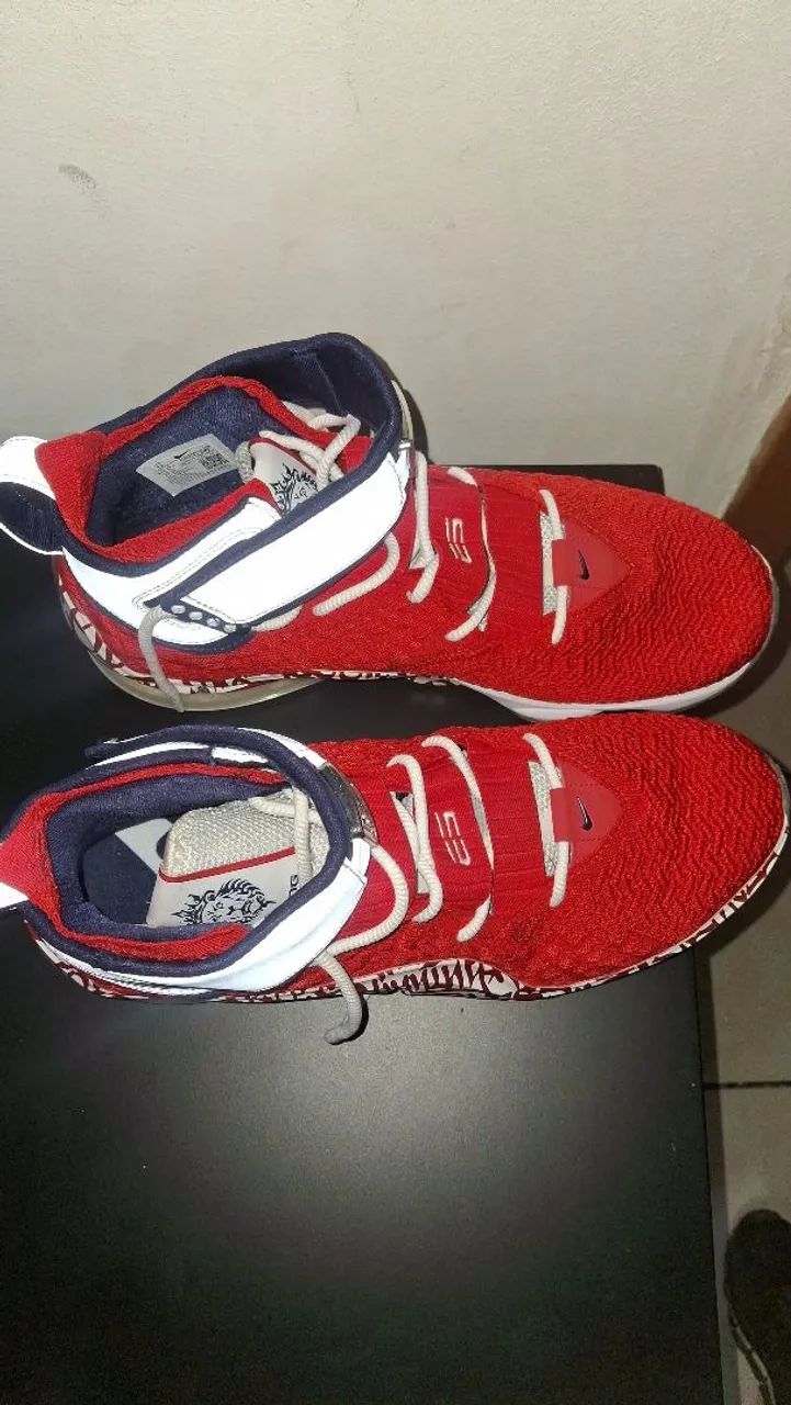 Nike LeBron 17 'LeBron 4 Red Graffiti' - Foto 2