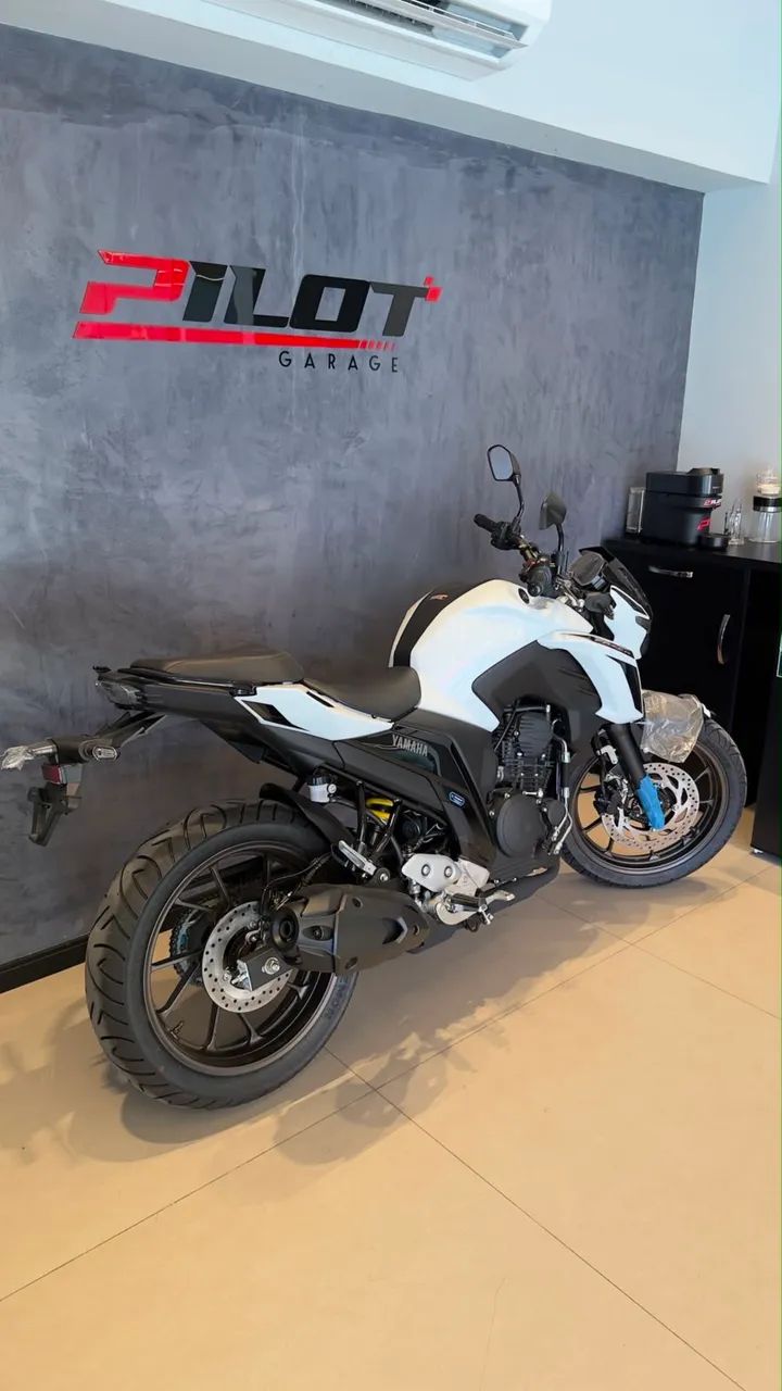 YAMAHA FZ25 ABS CONNECTED 2026 ZERO - Foto 5