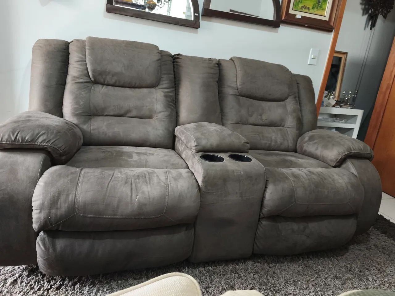 Sofá retrátil e reclinável 