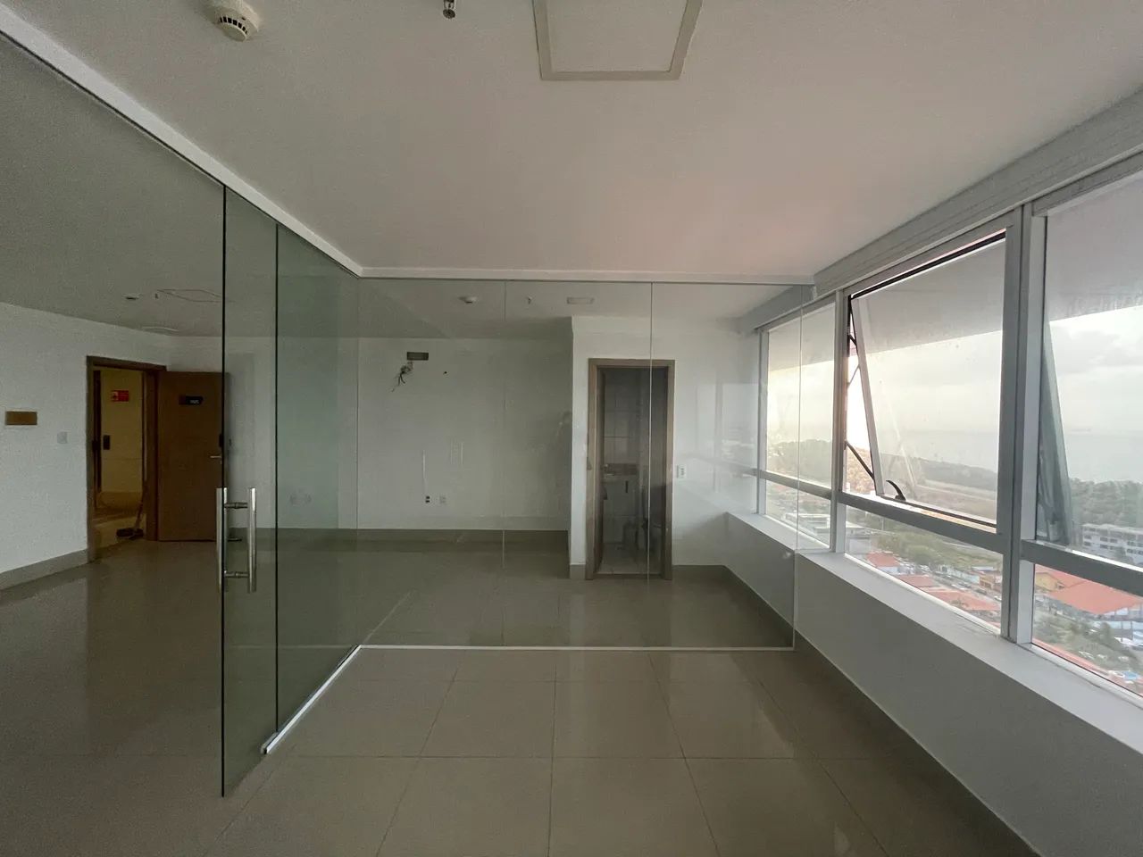 Sala comercial no Marcus Barbosa