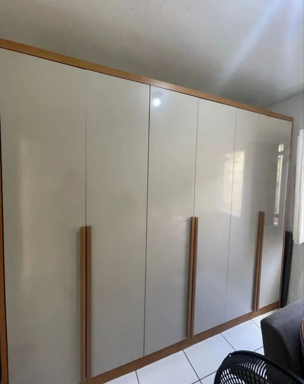 Vendo guarda roupa grande novo 