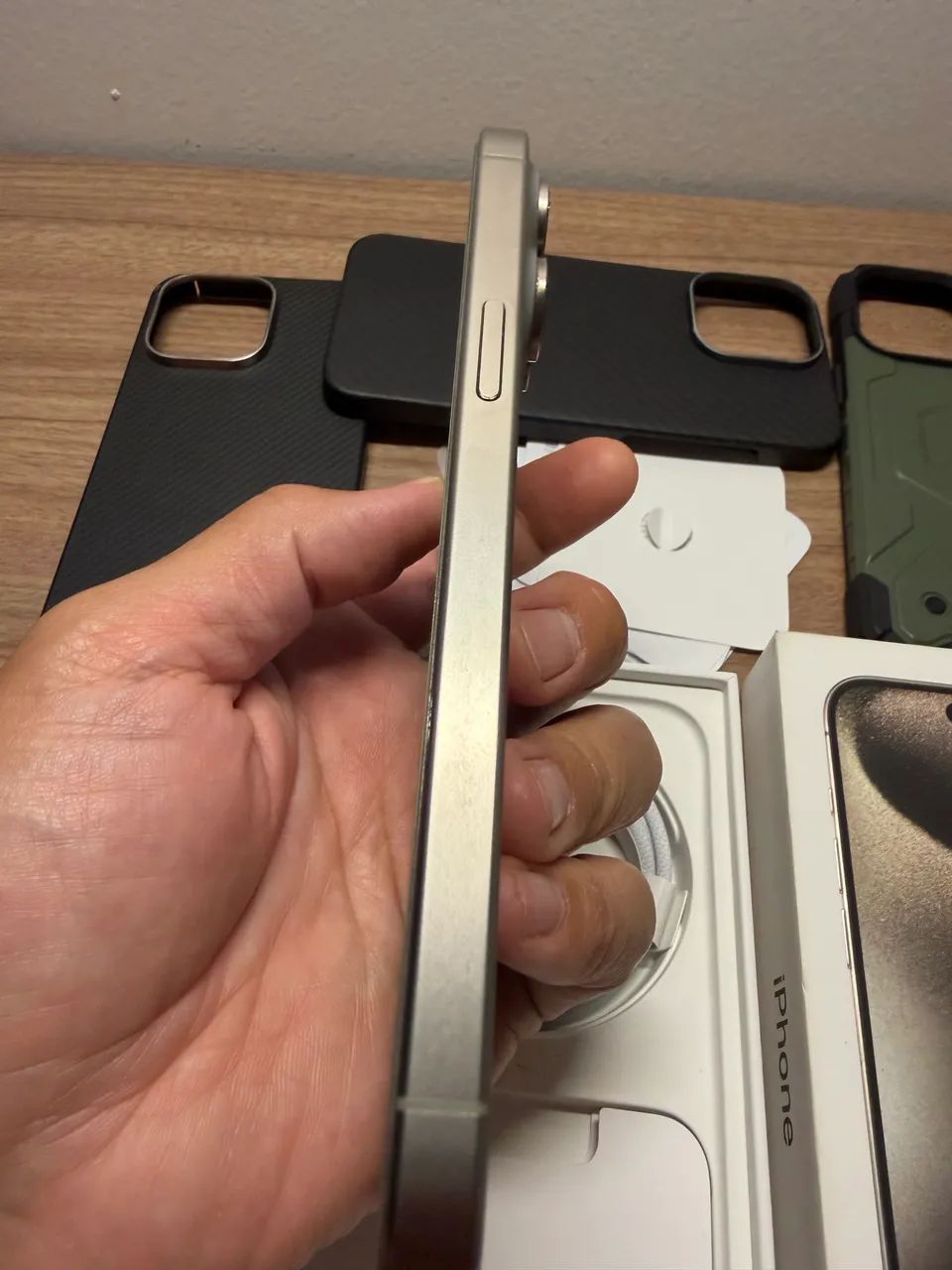 iPhone 15 pro Max cor natural Titanium -nacional  - Foto 4
