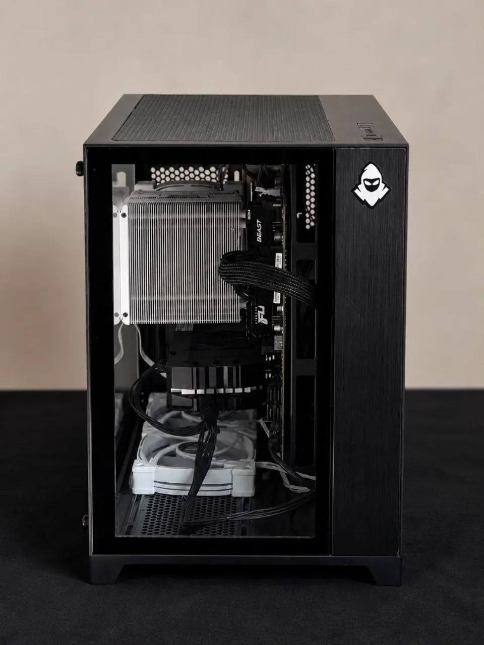 RYZEN 5 5600GT RX 580 REVENGER - Foto 2
