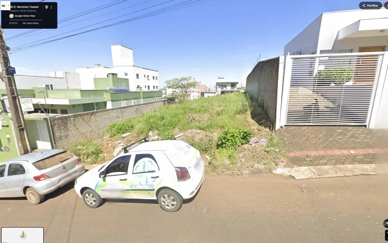 Terreno com posição solar Leste!