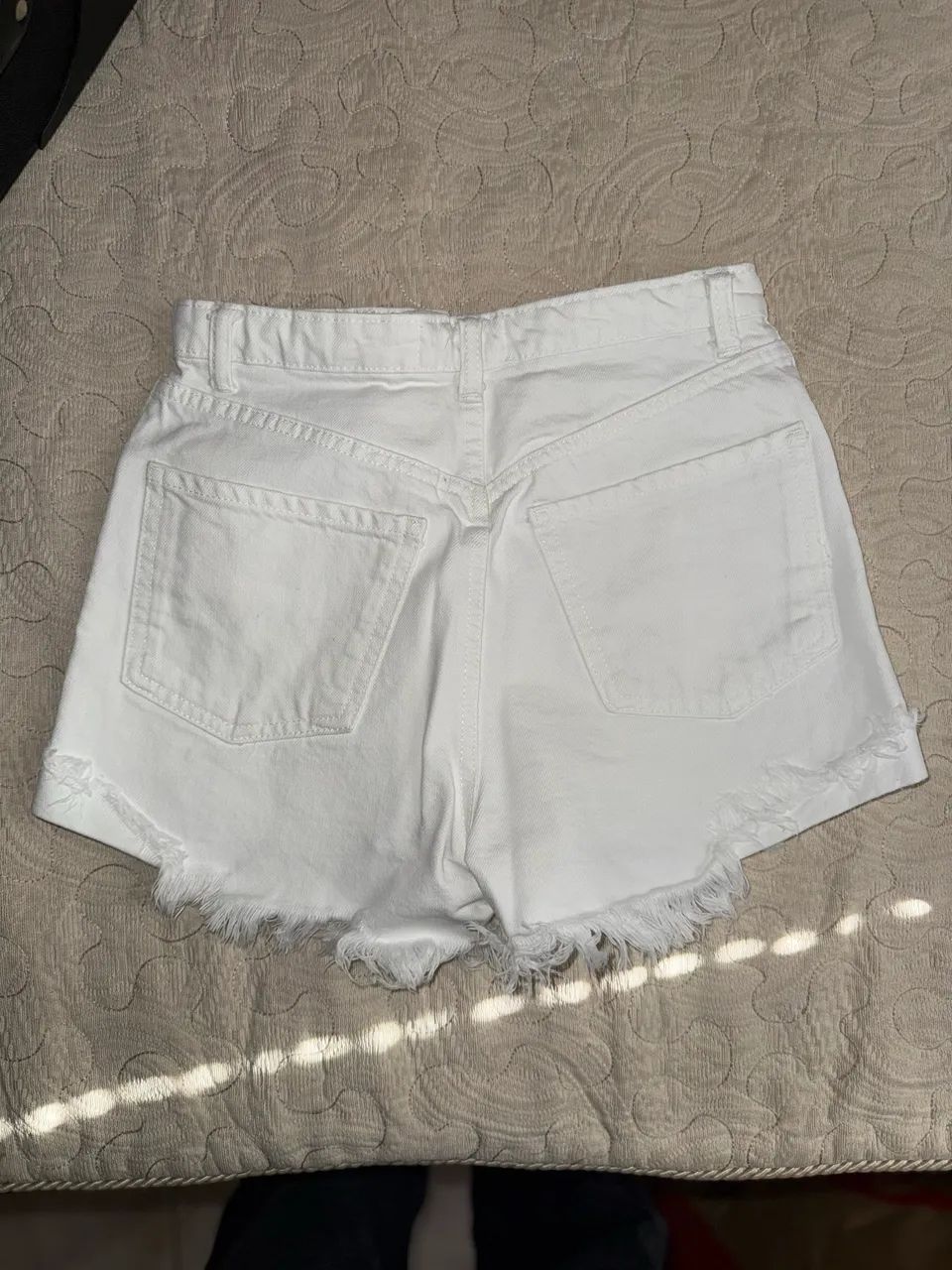 Short jenas branco zara - Foto 2