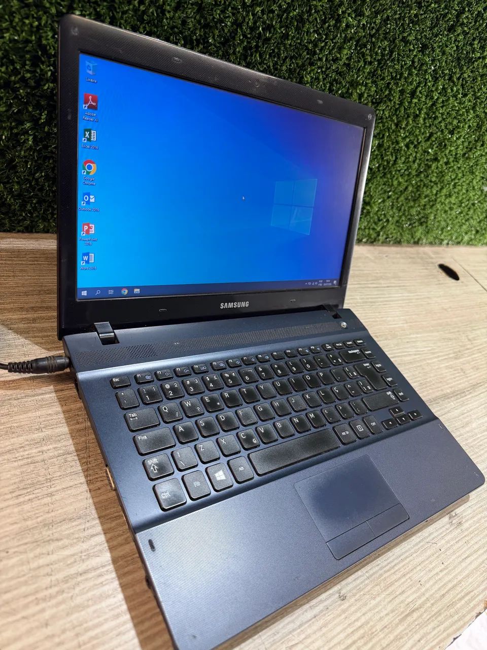 Notebook Samsung Core i3 4ram HD500 W10 Office Antivírus - Foto 4