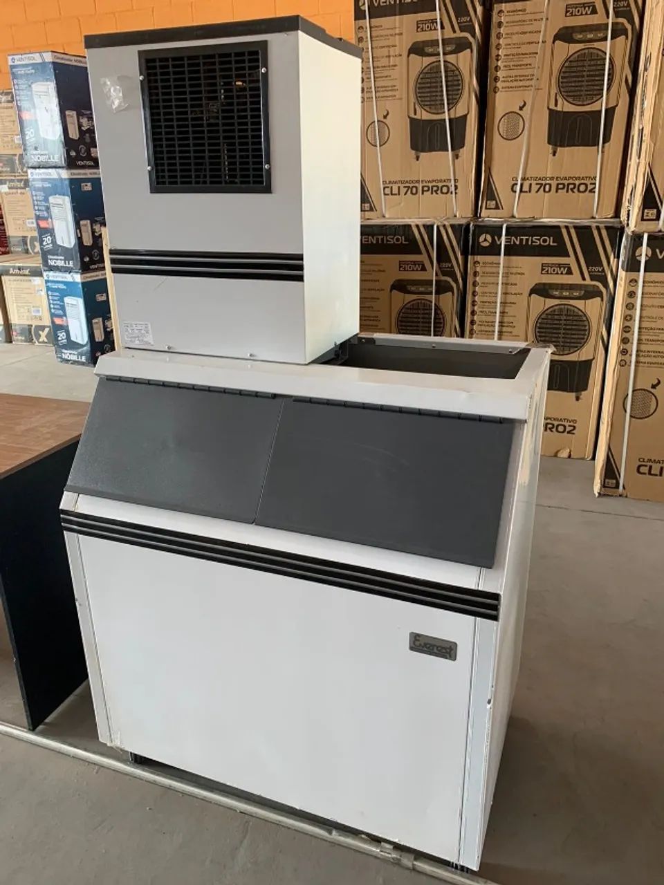Máquina de gelo EGC 75 MA 140 