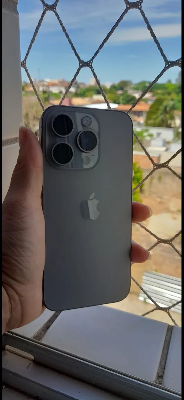 iPhone 15 pro - 128gb - Foto 2