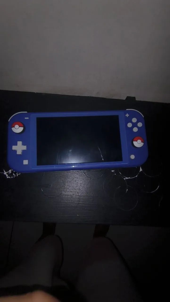 Console  Nintendo switch lite e capa de analógico  - Foto 2