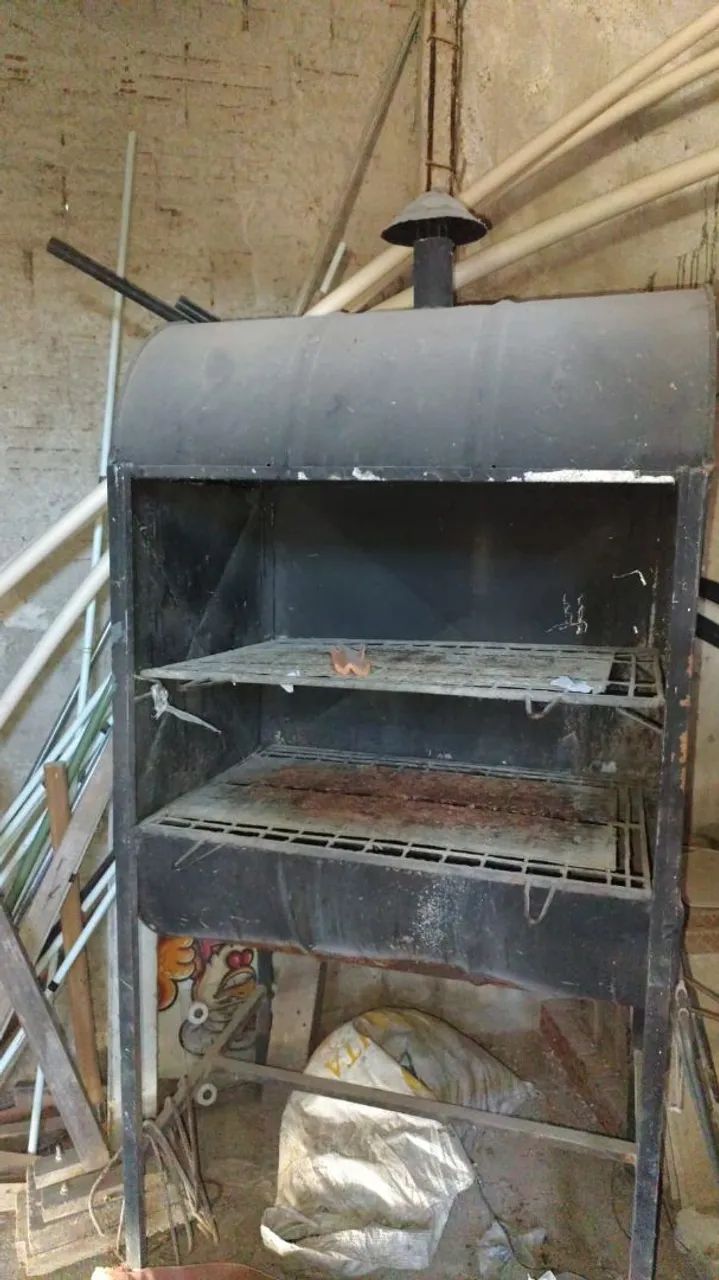 Churrasqueira p/ frango assado / JÁ É O MENOR VALOR 
