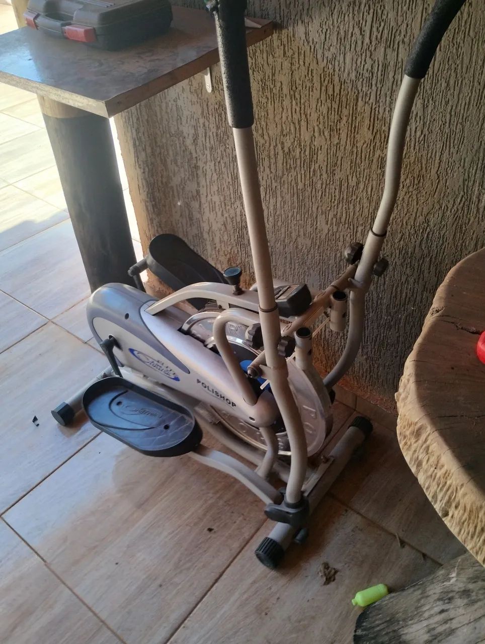 Aparelho de exercícios Elíptico 