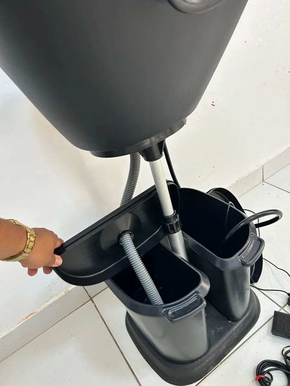 Lavatório Portátil com Bomba - Foto 4