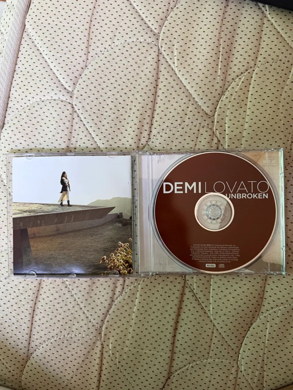CD Demi Lovato - Unbroken - Foto 2