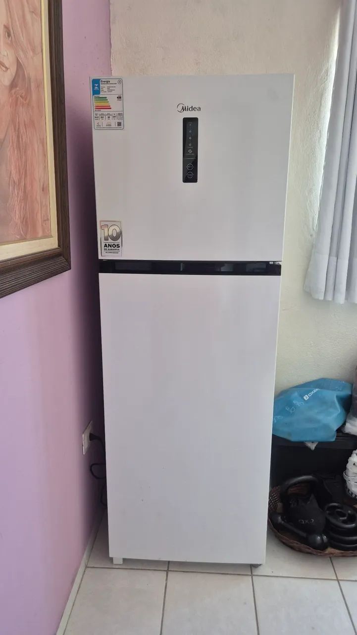 Geladeira Midea 
