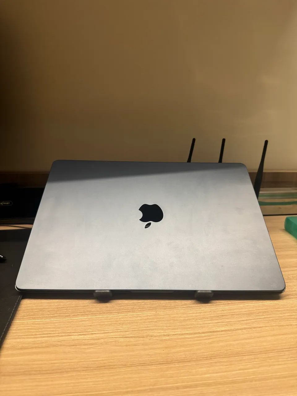 MacBook Air M2 15pol Midnight 256GB Bateria em 92% - Notebooks