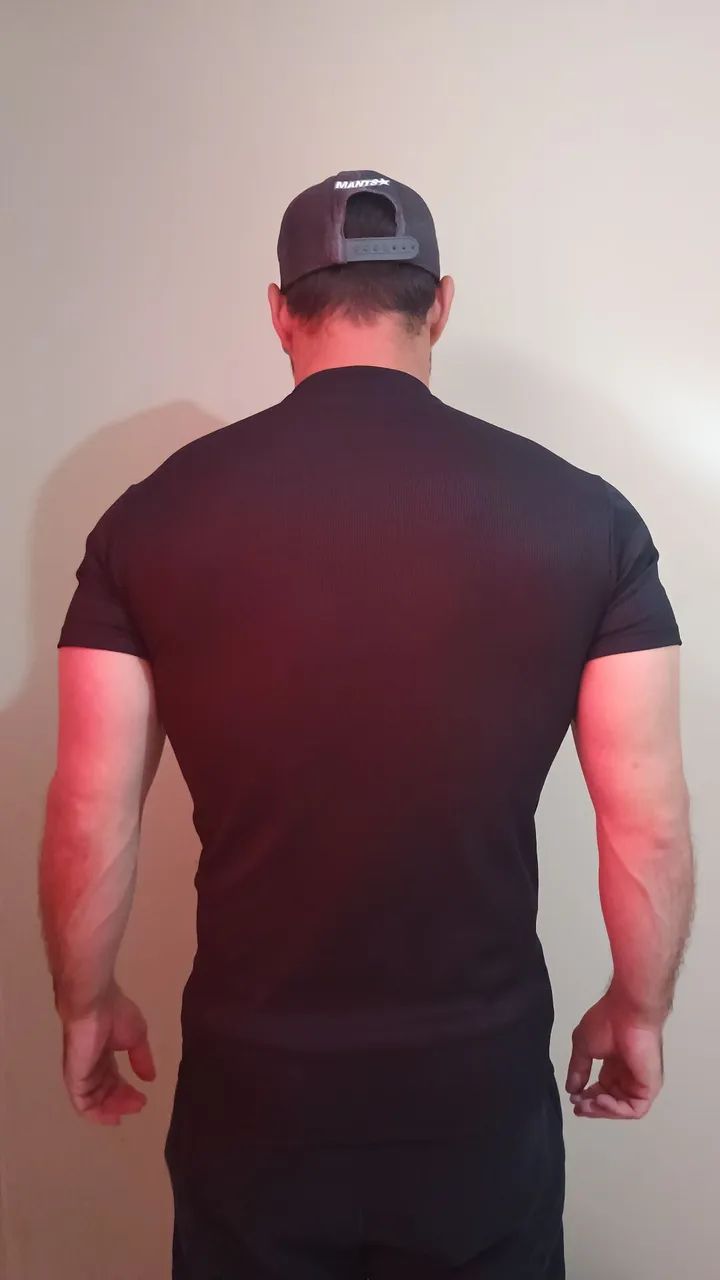 Camiseta básica canelada em poliéster com elastano  - Foto 3