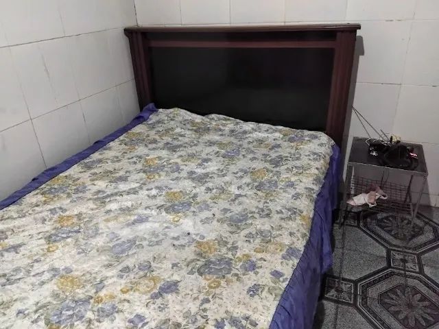 Cama de casal com colchão - Foto 2