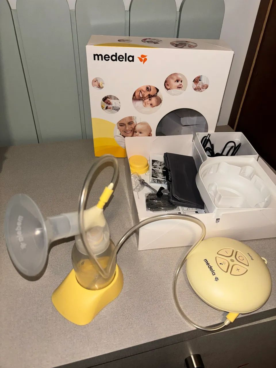 Bomba extratora de leite Medela Swing - Foto 3