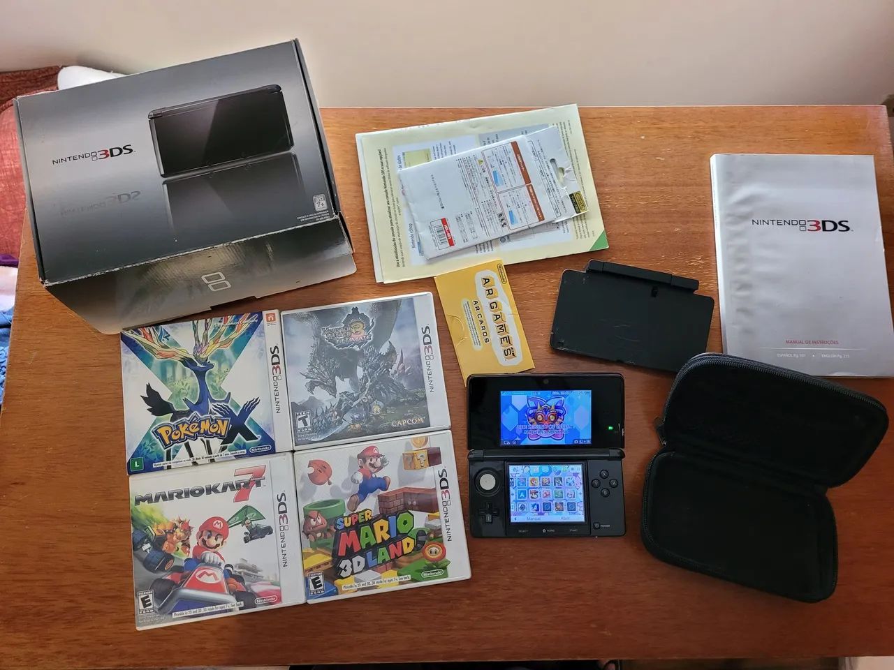 Nintendo 3DS + 4 jogos